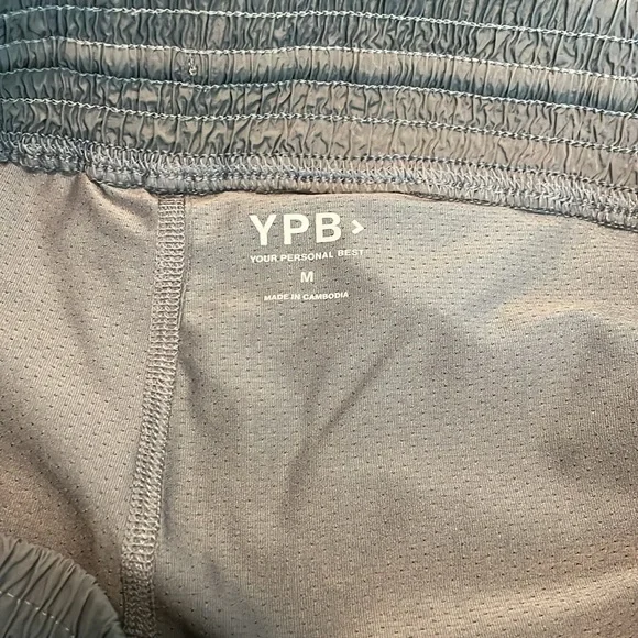 Abercrombie YPB Motion Tek Lined Shorts - SZ Medium - Picture 3 of 5